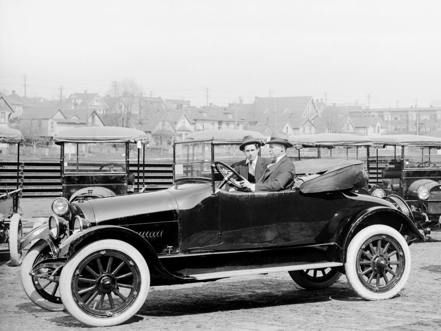  REO Model M Roadster 1917 года  (фото 2 из 2)